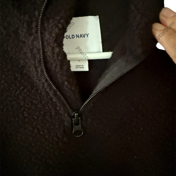 Old Navy Black Sherpa Quarter-Zip Pullover - Picture 4 of 5